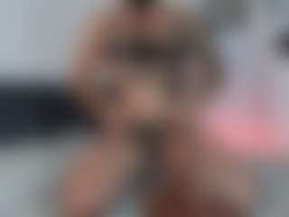 Live cam show with Lia Prada - Brown Eyes Lovense on Camming Site