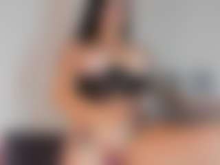 Live cam show with Lia Prada - Gamer Black on Camsoda | colombia