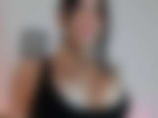 Live cam show with Lia Prada - Squirt on Camsoda