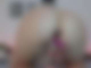 Lia Prada's Live Sex Cam Show