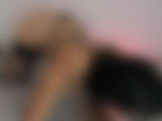 Live cam show with Lia Prada - Bedroom Latina on UwU Esports | colombia