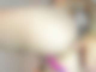 Live cam show with Lia Prada - Athletic Young Adult on Camsoda