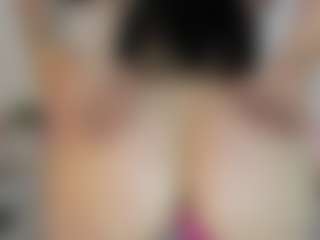 Live cam show with Lia Prada - Messy on mypornchat.com