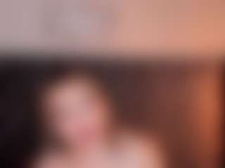 Live cam show with Kimberly - Teen (18+) on milfzrlive.com