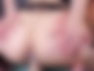 Live cam show with Kimberly - Strip on milfzrlive.com