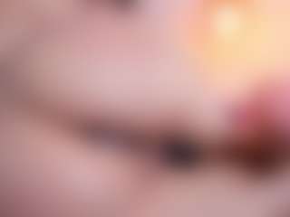 Live cam show with Kimberly - Small Tits on xblisslive.com
