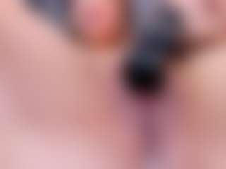 Live cam show with Kimberly - Average on Dolls Live
