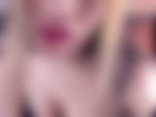 Live cam show with Kimberly - Big Ass Teen (18+) on Camsoda