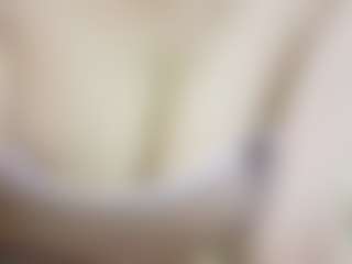 Live cam show with nidhilove - Big Nipples on liverealitysex.com