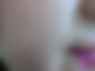Live cam show with erika-lois - Latina on AdultVida.com | colombia