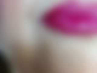 Live cam show with erika-lois - BBW on Milfs Live