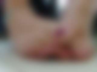 Live cam show with erika-lois - Blue Eyes on CamSodaAdn