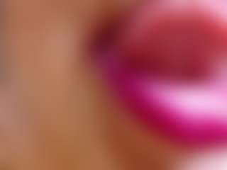 Live cam show with erika-lois - Bedroom on dasdasdadada.com