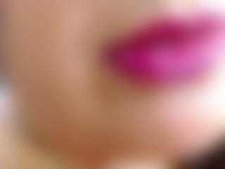Live cam show with erika-lois - Bedroom on dropp.cam