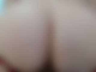 Live cam show with erika-lois - Big Tits on hrnylive.com