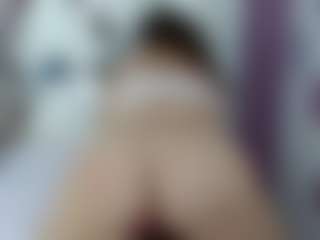 erika-lois's Live Sex Cam Show