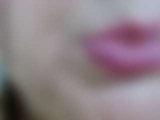 Live cam show with erika-lois - Moaning on CamwithHer