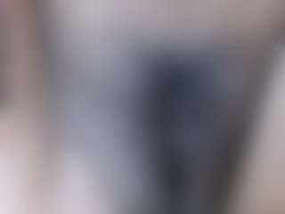 Live cam show with erika-lois - Thick on Dolls Live