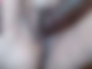 Live cam show with erika-lois - Moaning on Dolls Live