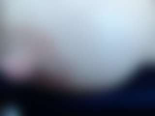 Live cam show with erika-lois - Thick on madthumbs