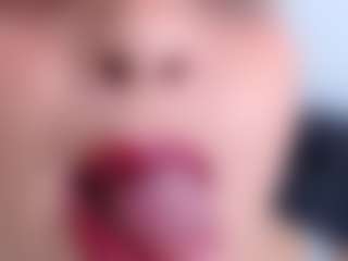 Live cam show with erika-lois - Natural on liverealitysex.com