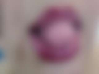 Live cam show with erika-lois - Control on CamClone