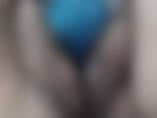 Live cam show with erika-lois - Solo on Camsoda