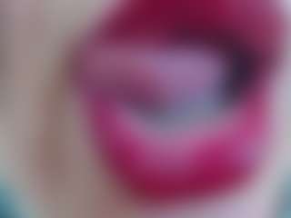 Live cam show with erika-lois - Moaning on Camsoda
