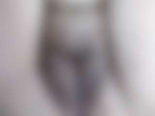 Live cam show with erika-lois - Solo on Camsoda