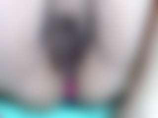 Live cam show with erika-lois - Solo on Camsoda