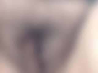 Live cam show with erika-lois - Solo on Camsoda