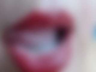 Live cam show with erika-lois - Living Room on CamSodaAdn