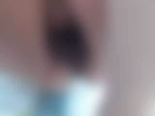 Live cam show with erika-lois - Thick on CamSodaAdn