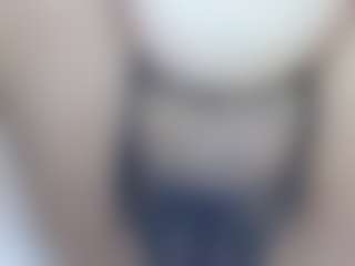 erika-lois's Live Sex Cam Show