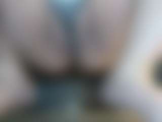 erika-lois's Live Sex Cam Show
