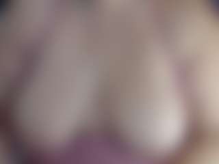 erika-lois's Live Sex Cam Show
