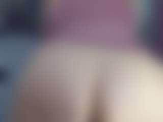 erika-lois's Live Sex Cam Show