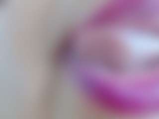 Live cam show with erika-lois - Living Room on Camsoda