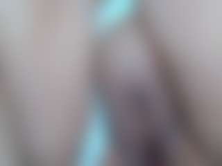 Live cam show with erika-lois - Thick on SpunkLive