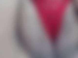 Live cam show with erika-lois - Moaning on Gym Cam Girls