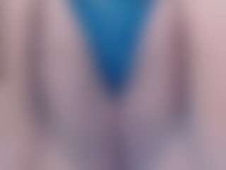 Live cam show with erika-lois - Dildo Or Vibrator on livesuperchat.net