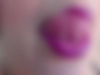 Live cam show with erika-lois - Blue Eyes on livesuperchat.net