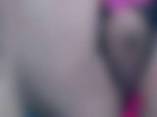 Live cam show with erika-lois - Solo on Camsoda