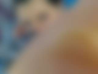 Live cam show with erika-lois - Solo on Camsoda