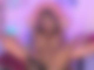 Live cam show with manesummers - Blonde Hair on Fit Hotties