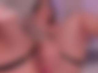 CleoJhonson's Live Sex Cam Show