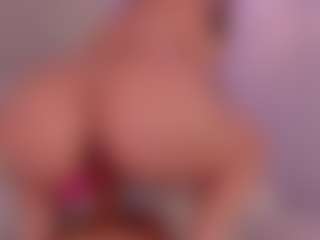 CleoJhonson's Live Sex Cam Show