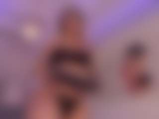 CleoJhonson's Live Sex Cam Show