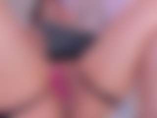 CleoJhonson's Live Sex Cam Show