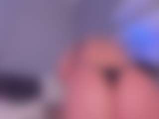 Live cam show with CleoJhonson - Solo on TeamSkeetLive